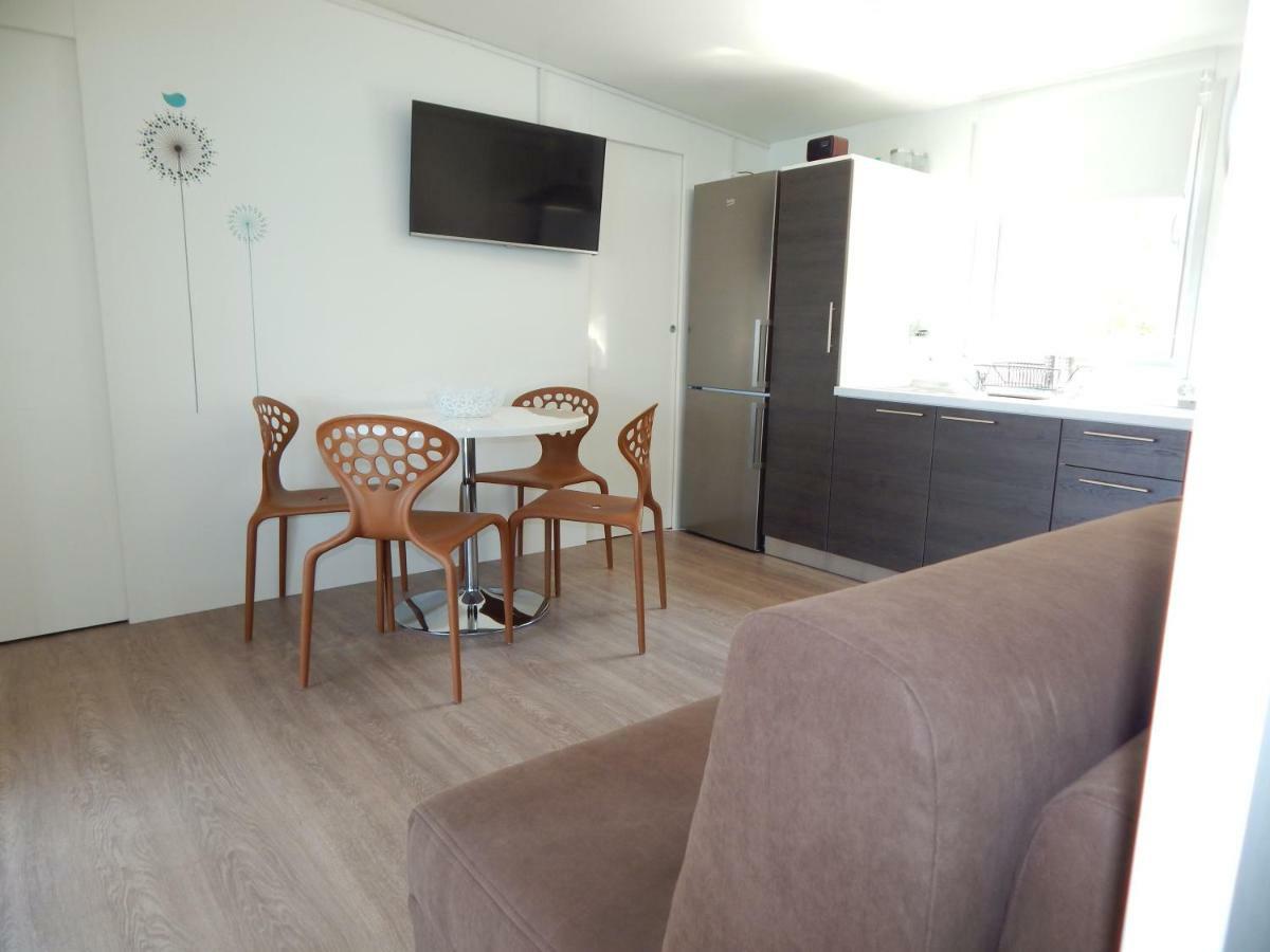 Mobile House On Drage Beach Pakostane Exterior photo